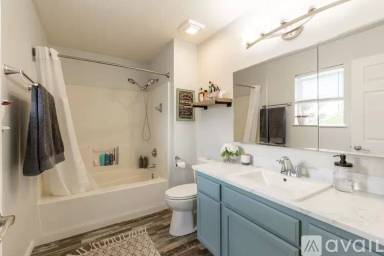 Main picture of 3307 Meadow Glen Ln