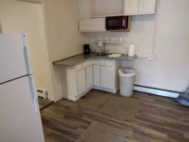 Main picture of 2600 Lake Ave