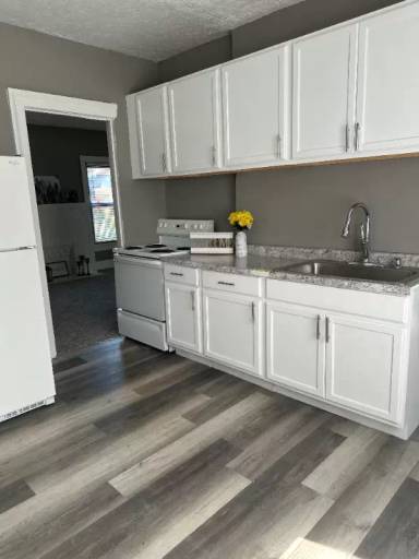 Main picture of 129 Gettings Pl