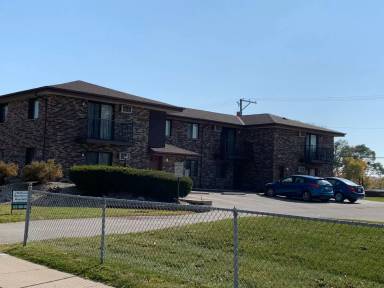 Main picture of N88W15067 Cleveland Ave