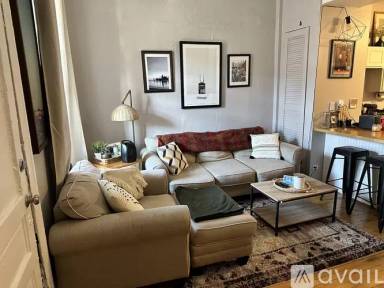 Main picture of 1755 W Division St