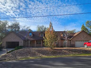 Main picture of 23040 Cypress Point Way