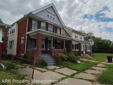 Main picture of 643 Navahoe St
