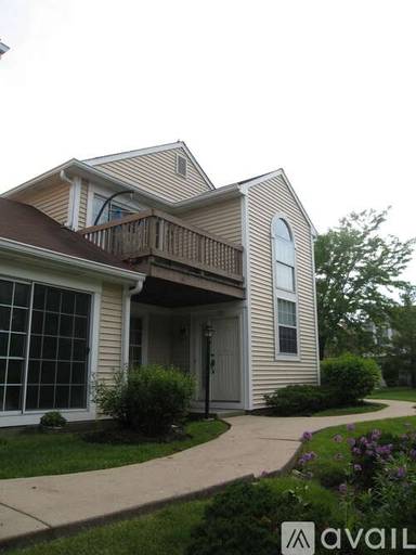 Main picture of 355 Le Parc Cir