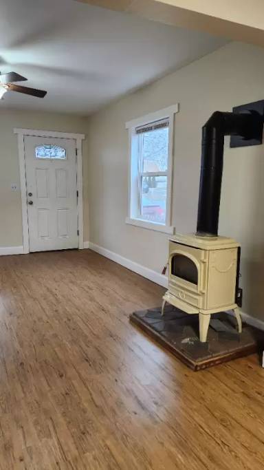 Main picture of 906 10th St