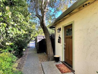 Main picture of 52 Tamalpais Ave
