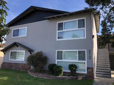 Main picture of Hale 312 N. - 5