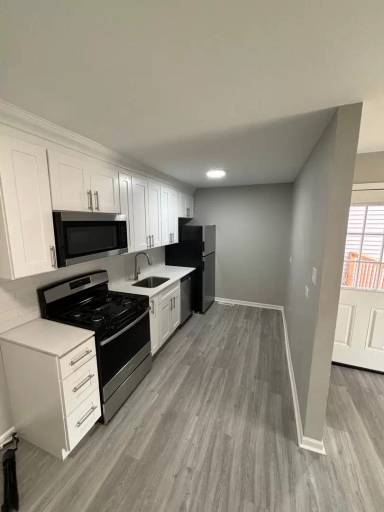 Main picture of 760 Main St