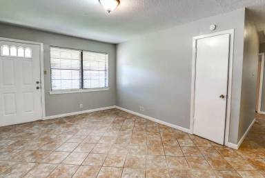 Main picture of 3717 Forestwood St