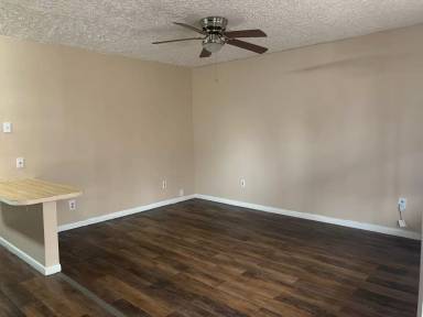 Main picture of 13491 County Road 472