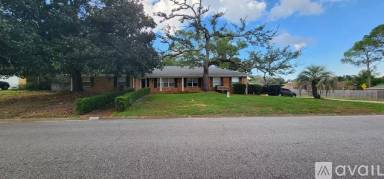 Main picture of 6802 Lake Charlene Dr