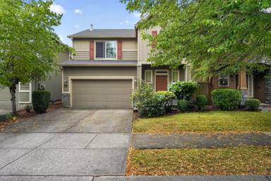 Main picture of 1756 SE Gerhard Dr