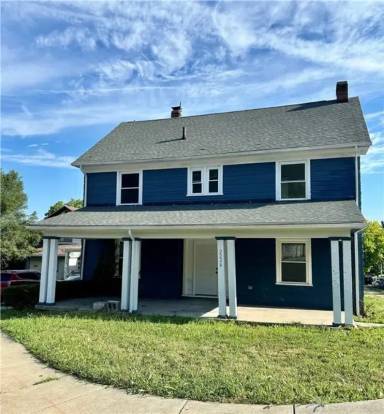 Main picture of 2228 Wayne Ave