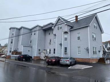 Main picture of 165 Conant St