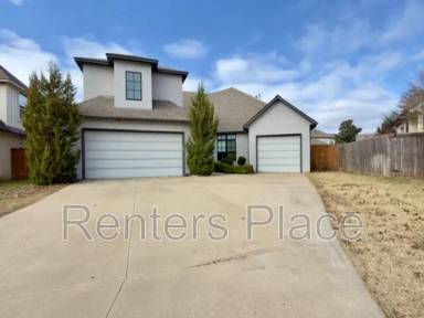 Main picture of 4001 E 120th St