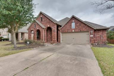 Main picture of 17410 Fechser Ln