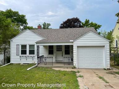 Main picture of 3942 N 67th St