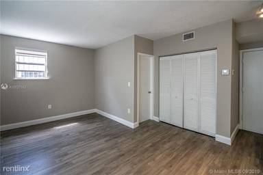 Main picture of 1226 Drexel Ave