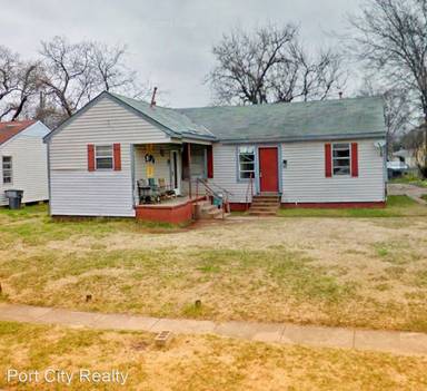 Main picture of 1201 - 1203 Estelle St