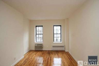 Main picture of 306 E 91st St