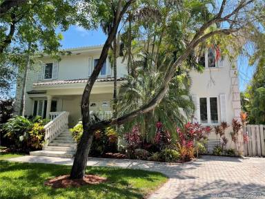 Main picture of 375 Ridgewood Rd