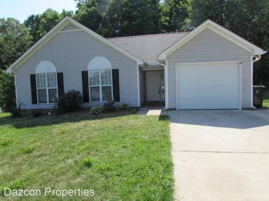 Main picture of 754 Rebecca Jane Dr