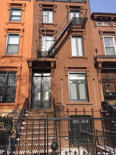 Main picture of 629A Madison St