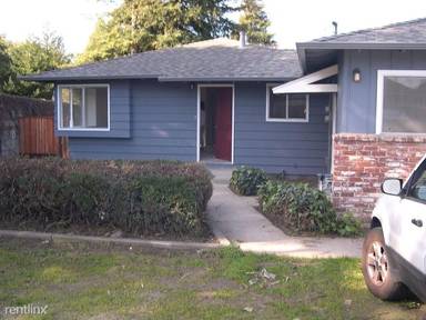 Main picture of 2499 Capitola Ave
