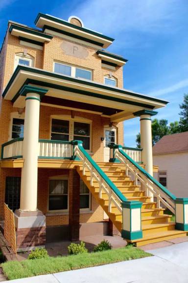 Main picture of 1026 E 4th St
