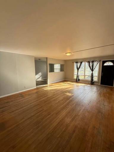Main picture of 622 E Carpenter St