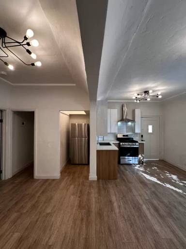 Main picture of 1871 Pacific Ave