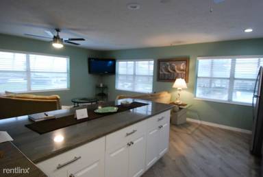 Main picture of 204 104th Ave