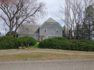 Main picture of Outskirts Of La Grande Call 
