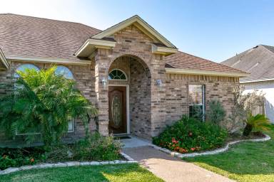 Main picture of 8209 Tango Cir