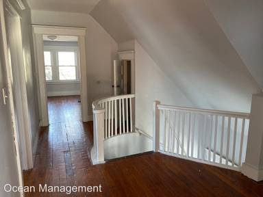 Main picture of 20 Lilac St