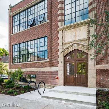 Main picture of Off Centre Lofts