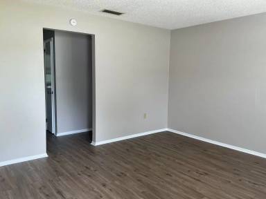 Main picture of 702 Bryon Ct