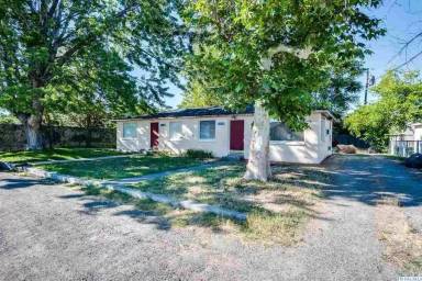 Main picture of 821 E 8th Ave