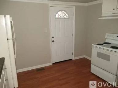 Main picture of 214 Mill St