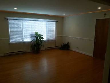 Main picture of 5031 N East River Rd