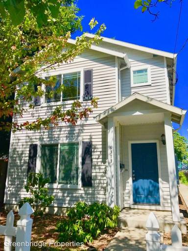 Main picture of 6309 SE Woodstock Blvd