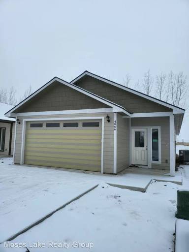 Main picture of 4066 Quinn Dr NE