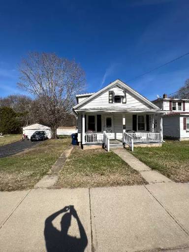 Main picture of 231 Mansfield Ave