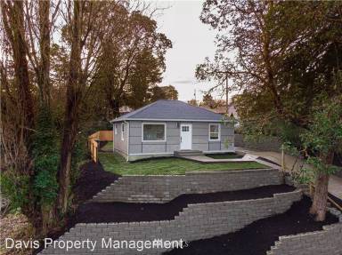 Main picture of 3115 SW 97th St
