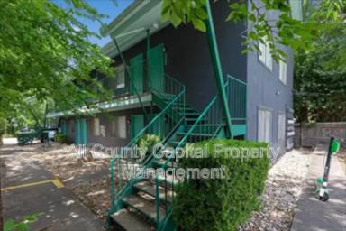 Main picture of 404 W 35th St