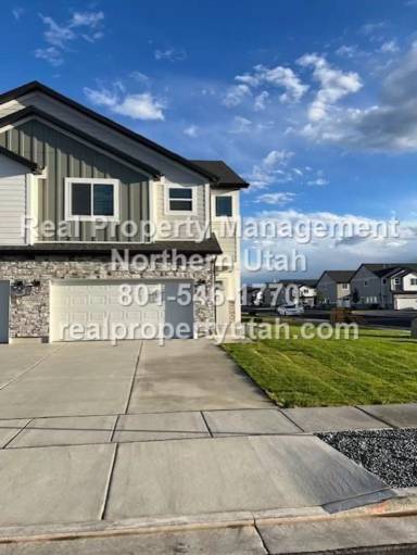 Main picture of 67 W 425 N
