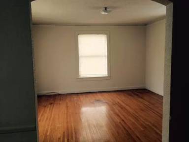 Main picture of 460 S 19th St