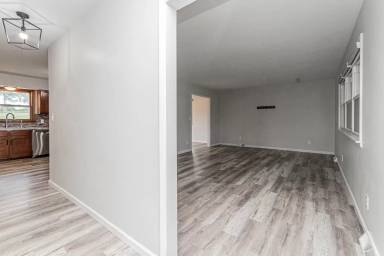 Main picture of 708 Redbud Ln