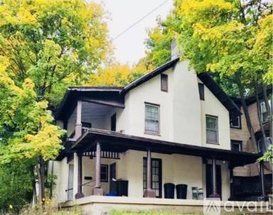 Main picture of 411 Bradley St