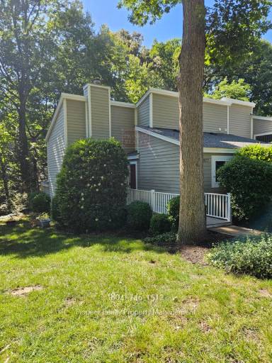 Main picture of 1827 Ivystone Dr